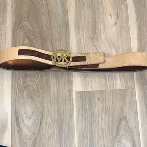 Michael Kors Women's Calfhair MK Logo Plaque LuggageSize L, excellent condition